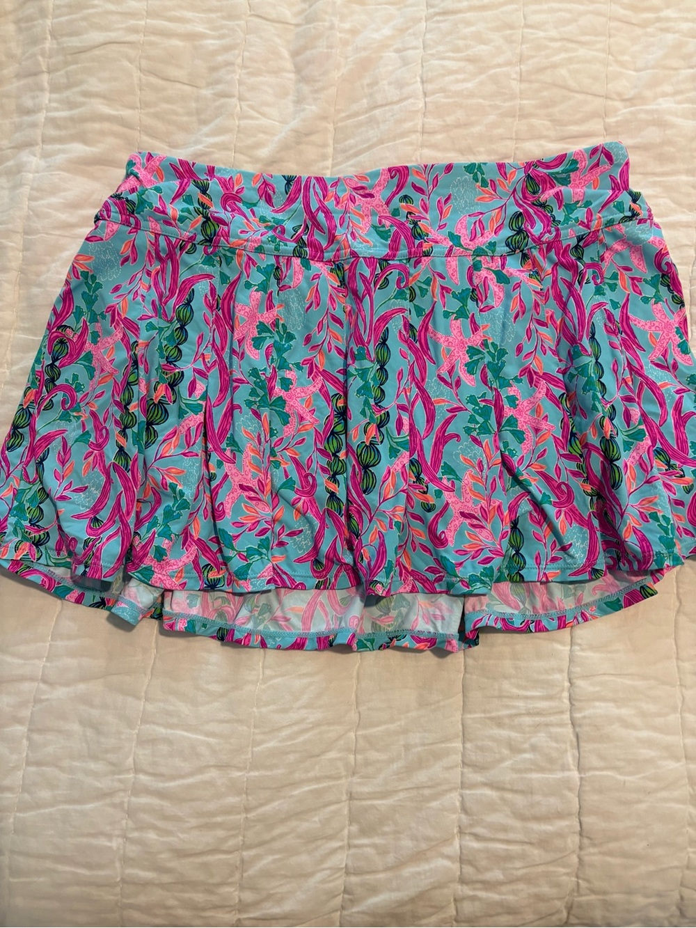Lilly Pulitzer Luxletic Annora Skort in the Multi Seaweed Samba print size large